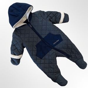 CALVIN KLEIN BUNTING SNOW JUMPSUIT | QUILTED | NAVY BLUE | ONESIE | BABY | 3-6M